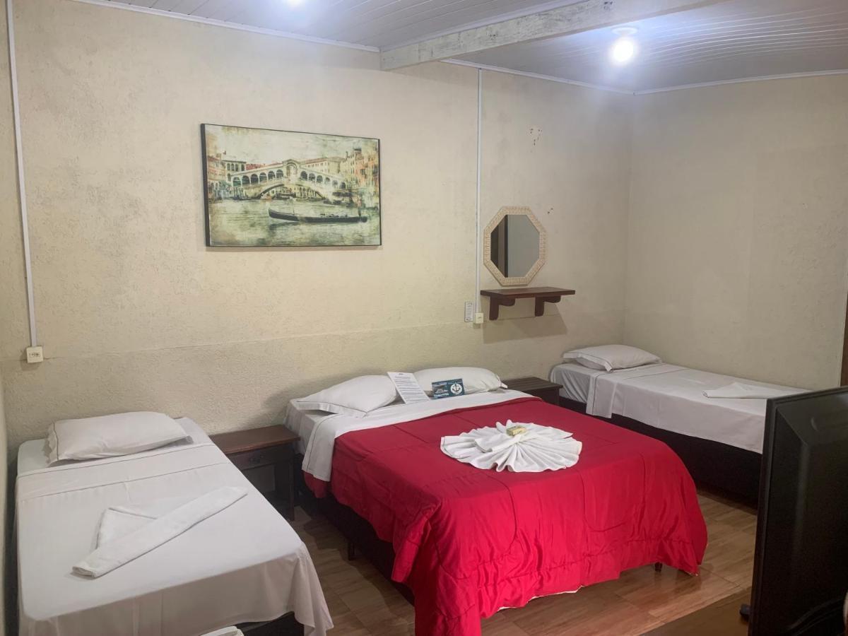 Hotel Beira Mar Ubatuba Habitación foto